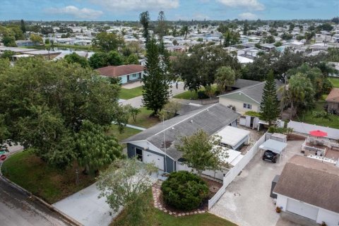 Casa en venta en Bradenton, Florida, 2 dormitorios, 119.38 m2 № 1396686 - foto 11