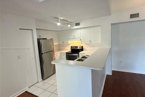 Condo in Coconut Creek, Florida, 2 bedrooms  № 1102983 - photo 28