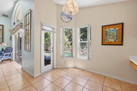 Casa en venta en West Palm Beach, Florida, 3 dormitorios, 204.29 m2 № 1142563 - foto 18