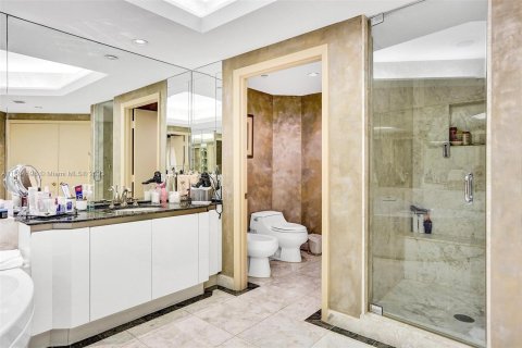 Condo in Aventura, Florida, 3 bedrooms  № 495572 - photo 28