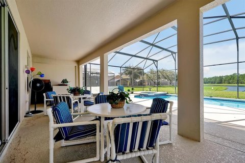 Villa ou maison à vendre à Kissimmee, Floride: 7 chambres, 267.65 m2 № 1384874 - photo 17