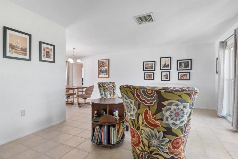 Villa ou maison à vendre à Venice, Floride: 3 chambres, 175.49 m2 № 1359382 - photo 6