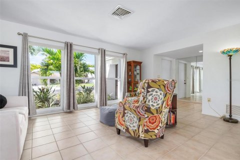 Villa ou maison à vendre à Venice, Floride: 3 chambres, 175.49 m2 № 1359382 - photo 14