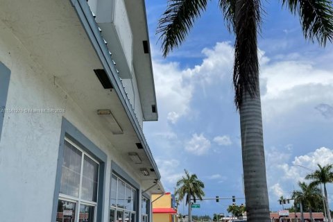 Купить коммерческую недвижимость в Клуистон, Флорида № 1095258 - фото 6