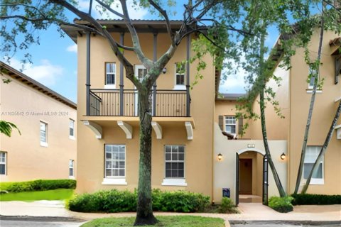 Touwnhouse à vendre à Pembroke Pines, Floride: 3 chambres, 215.53 m2 № 1305111 - photo 1