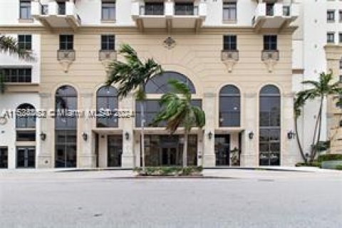 Copropriété à vendre à Coral Gables, Floride: 1 chambre, 64.75 m2 № 1271421 - photo 1