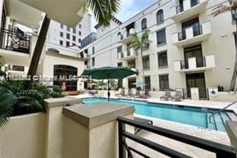 Condominio en venta en Coral Gables, Florida, 1 dormitorio, 64.75 m2 № 1271421 - foto 5