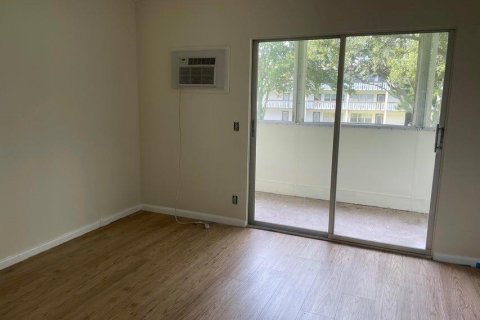 Condominio en venta en Boca Raton, Florida, 1 dormitorio, 55.74 m2 № 1004989 - foto 2