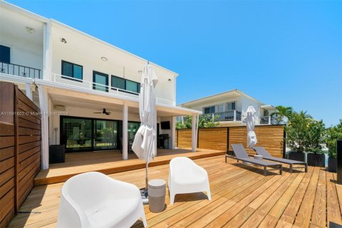 Touwnhouse à vendre à Miami Beach, Floride: 3 chambres, 158.12 m2 № 1187453 - photo 24