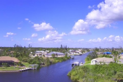 Terreno en venta en Port Charlotte, Florida № 306770 - foto 6