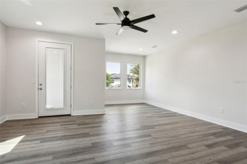 Townhouse in Tampa, Florida 3 bedrooms, 188.31 sq.m. № 1369973 - photo 24