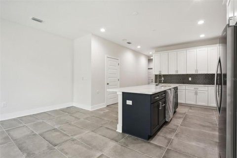 Adosado en venta en Tampa, Florida, 3 dormitorios, 188.31 m2 № 1369973 - foto 8