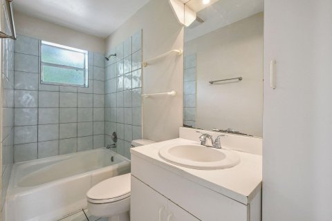 Immobilier commercial à vendre à Palm Beach Gardens, Floride: 185.06 m2 № 1231291 - photo 4