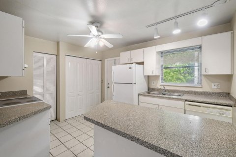 Immobilier commercial à vendre à Palm Beach Gardens, Floride: 185.06 m2 № 1231291 - photo 14