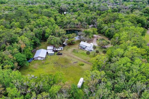 Villa ou maison à vendre à Edgewater, Floride: 3 chambres, 166.67 m2 № 1087406 - photo 28