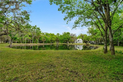 House in Edgewater, Florida 3 bedrooms, 166.67 sq.m. № 1087406 - photo 2