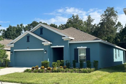 Villa ou maison à vendre à Kissimmee, Floride: 4 chambres, 171.22 m2 № 1347176 - photo 1