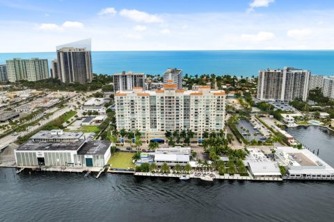 Condominio en venta en Fort Lauderdale, Florida, 1 dormitorio, 75.72 m2 № 1182533 - foto 14