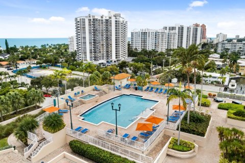 Condominio en venta en Fort Lauderdale, Florida, 1 dormitorio, 75.72 m2 № 1182533 - foto 6