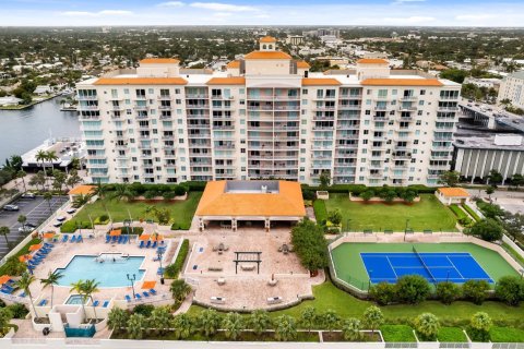 Condominio en venta en Fort Lauderdale, Florida, 1 dormitorio, 75.72 m2 № 1182533 - foto 7