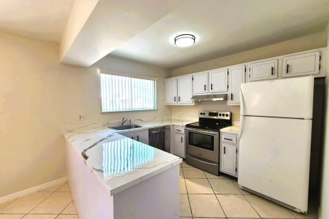 Copropriété à vendre à West Palm Beach, Floride: 2 chambres, 80.08 m2 № 1182488 - photo 12