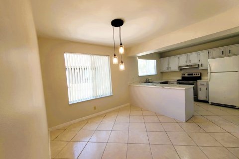 Copropriété à vendre à West Palm Beach, Floride: 2 chambres, 80.08 m2 № 1182488 - photo 13