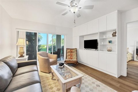 Copropriété à vendre à Sarasota, Floride: 1 chambre, 93.74 m2 № 1342324 - photo 8