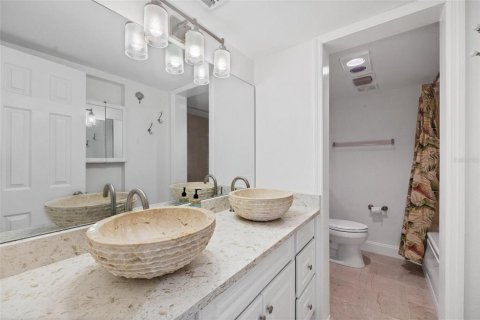 Copropriété à vendre à Sarasota, Floride: 1 chambre, 93.74 m2 № 1342324 - photo 20