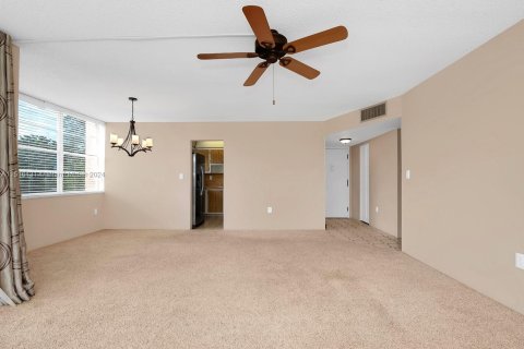 Condominio en venta en Pembroke Pines, Florida, 2 dormitorios, 107.77 m2 № 956103 - foto 16