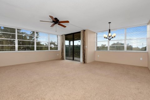 Condominio en venta en Pembroke Pines, Florida, 2 dormitorios, 107.77 m2 № 956103 - foto 9