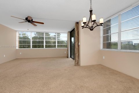 Condominio en venta en Pembroke Pines, Florida, 2 dormitorios, 107.77 m2 № 956103 - foto 14