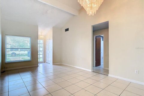 Townhouse in Orlando, Florida 2 bedrooms, 82.5 sq.m. № 1371794 - photo 5