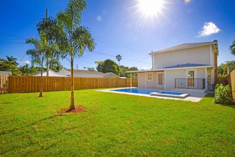 Casa en venta en West Palm Beach, Florida, 3 dormitorios, 159.42 m2 № 914293 - foto 3