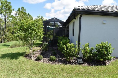 House in North Port, Florida 3 bedrooms, 137.03 sq.m. № 1320223 - photo 6