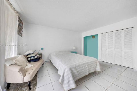 Condominio en venta en Miami Beach, Florida, 1 dormitorio, 83.61 m2 № 1271919 - foto 17