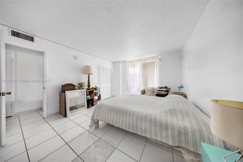 Condominio en venta en Miami Beach, Florida, 1 dormitorio, 83.61 m2 № 1271919 - foto 15