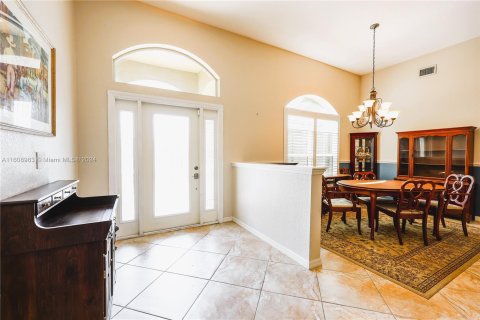 Villa ou maison à vendre à Punta Gorda, Floride: 4 chambres № 1232493 - photo 3