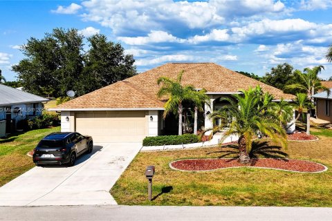 Casa en venta en Punta Gorda, Florida, 4 dormitorios № 1232493 - foto 2