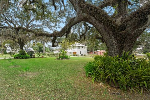 House in Ocala, Florida 4 bedrooms, 110.37 sq.m. № 1422650 - photo 2