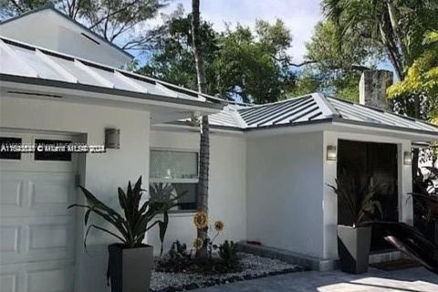 Casa en venta en Miami, Florida, 4 dormitorios, 250.93 m2 № 1370906 - foto 2