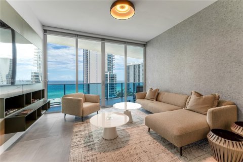 Copropriété à louer à Sunny Isles Beach, Floride: 2 chambres, 126.44 m2 № 1348204 - photo 5