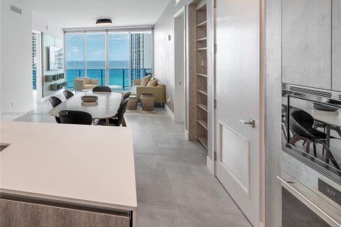 Copropriété à louer à Sunny Isles Beach, Floride: 2 chambres, 126.44 m2 № 1348204 - photo 14