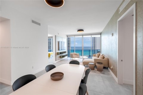 Copropriété à louer à Sunny Isles Beach, Floride: 2 chambres, 126.44 m2 № 1348204 - photo 16