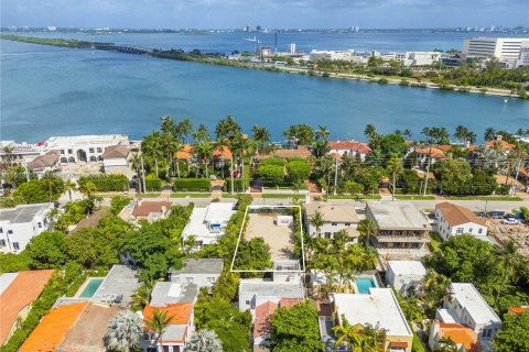 Terreno en venta en Miami Beach, Florida № 1292989 - foto 9