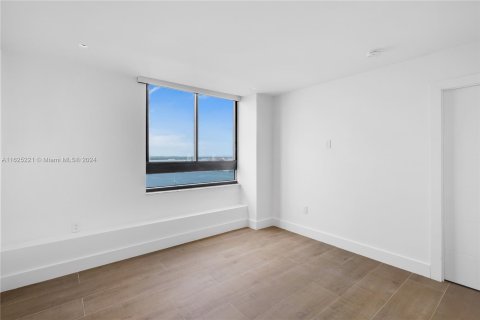 Condominio en venta en Miami Beach, Florida, 2 dormitorios, 128.58 m2 № 1280857 - foto 19