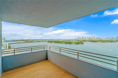 Condominio en venta en Miami Beach, Florida, 2 dormitorios, 128.58 m2 № 1280857 - foto 4