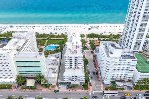 Condominio en venta en Miami Beach, Florida, 1 dormitorio, 59.55 m2 № 1280858 - foto 25