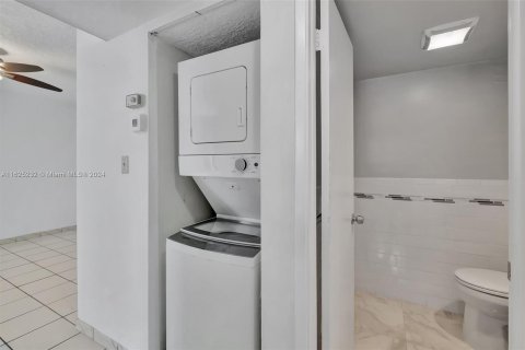 Copropriété à vendre à Miami Beach, Floride: 1 chambre, 59.55 m2 № 1280858 - photo 18