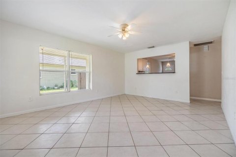 Villa ou maison à vendre à Tampa, Floride: 3 chambres, 110 m2 № 1337276 - photo 4