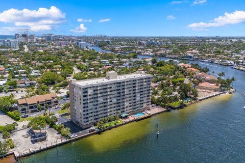 Condominio en venta en Pompano Beach, Florida, 2 dormitorios, 102.38 m2 № 1186615 - foto 3